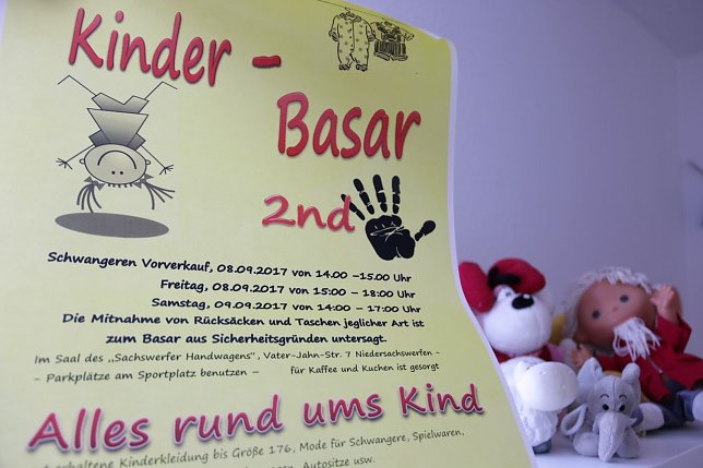 Bild: Plakat zum Kindersachenbasar