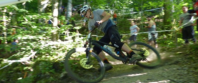 Bild: Erik Wetzel gewinnt die bei den Junioren