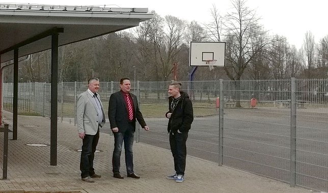 Bild: Von links: Schlichting, Ehrhold, Schminkel