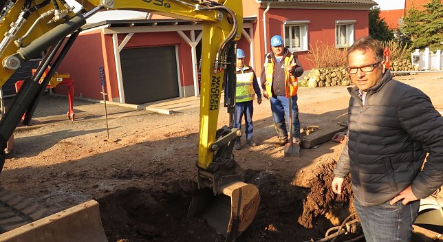 Bild: Andreas Reiche an der Ilfelder Baustelle