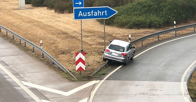 Bild: Ausfahrt verpasst