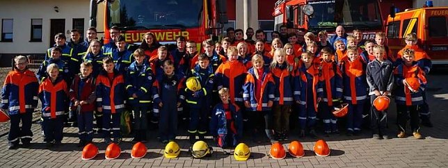 Bild: So macht Feuerwehrausbildung Spa&szlig;