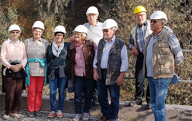 Bild: ZU Besuch an ehemaliger Arbeitsst&auml;tte