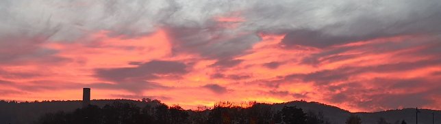 Bild: Feuer am Himmel