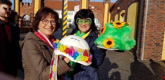Bild: Gleich geht es unter Tage