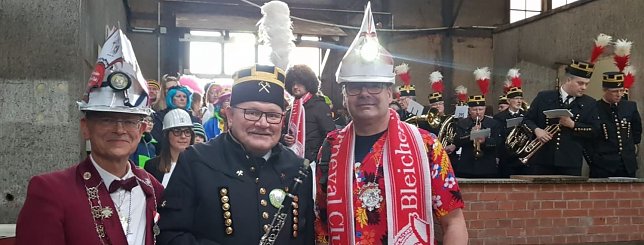 Bild: Gl&uuml;ckliche M&auml;nner