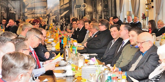 Bild: 46 Kandidaten gew&auml;hlt