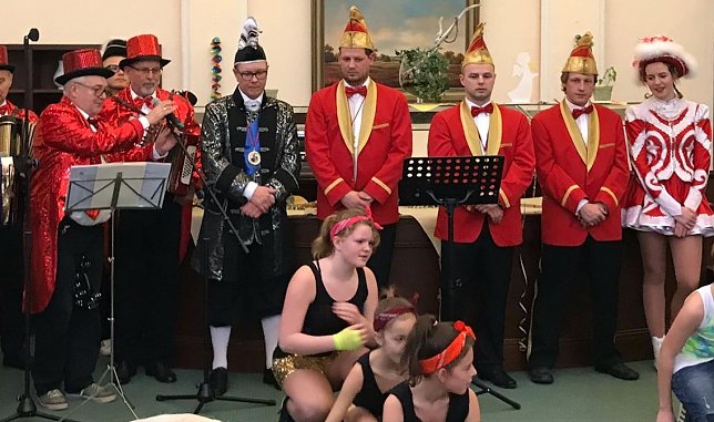 Bild: Fasching in der Neanderklinik