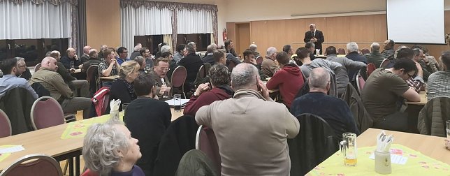 Bild: Interesse bei der J&auml;gerschaft der Region