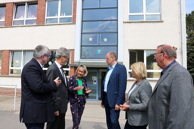 Bild: Ministerieller Besuch in Wipperdorf