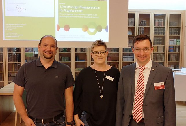 Bild: Erstes gemeinsames Pflegesymposium