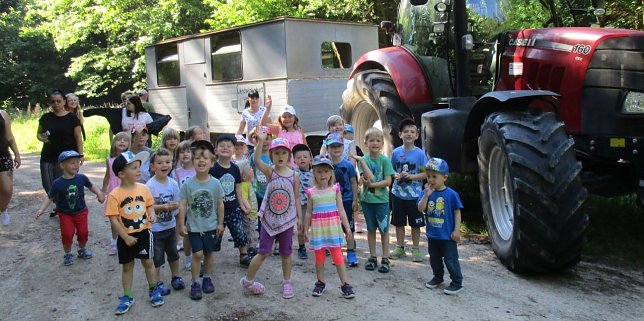 Bild: Kindertag im Spatzenh&auml;uschen