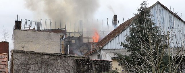 Bild: Dachstuhlbrand in W&uuml;lfingerode