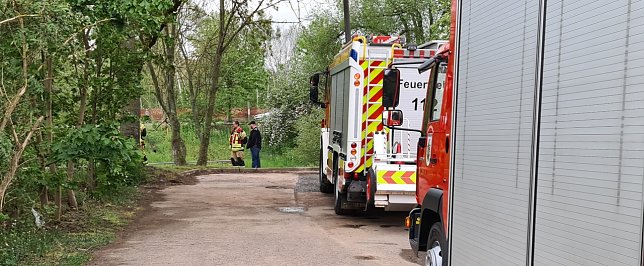 Bild: &Ouml;lsperre errichtet