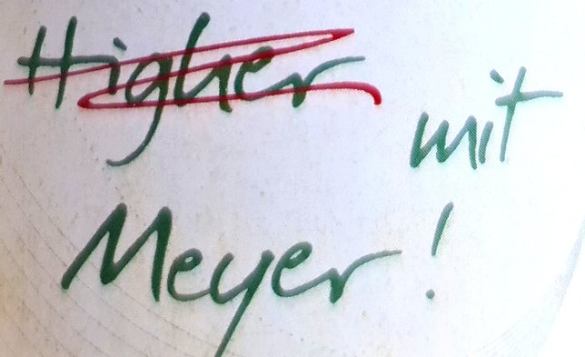 Bild: Witzig auch der Spruch auf der &Ouml;lflasche