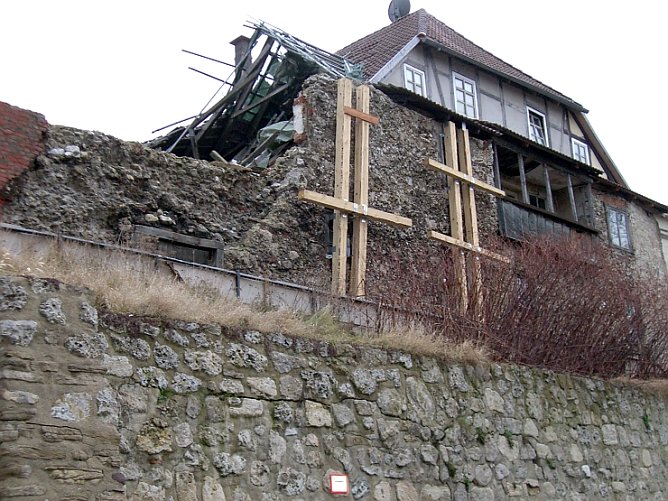 Bauswerk gesichert (Foto: nnz) Bauswerk gesichert (Foto: nnz)