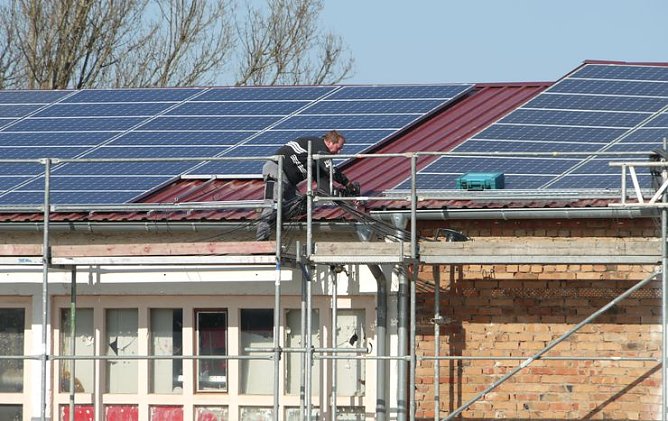 Sonne anzapfen  (Foto: TiRo Neu)