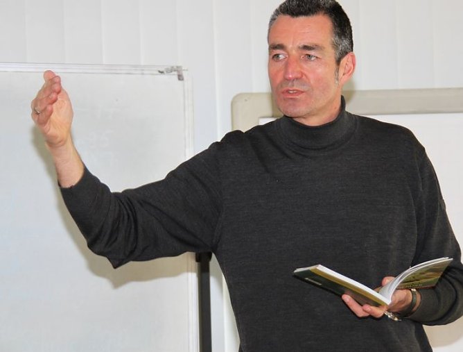 Vorgestellt und erl&auml;utert (Foto: J. Piper)