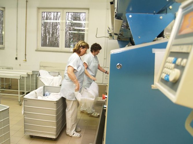 Nicht in, sondern an der Mangel (Foto: SHK)