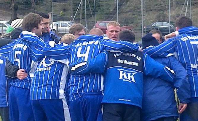 Zweiter Auswärtssieg (Foto: Harald Dressler) Zweiter Auswärtssieg (Foto: Harald Dressler)