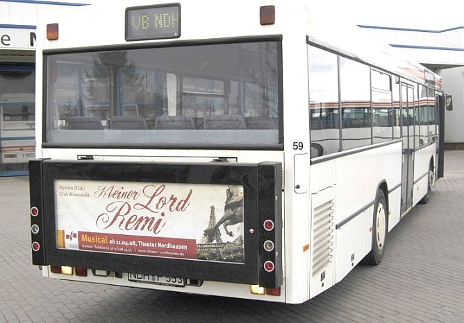 Bus zum Knipsen (Foto: Theater) Bus zum Knipsen (Foto: Theater)