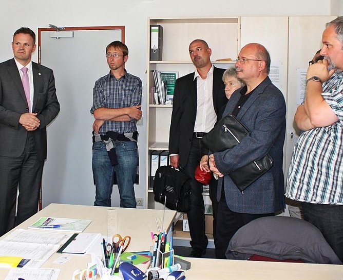 Linker Besuch in der FH (Foto: FHN)