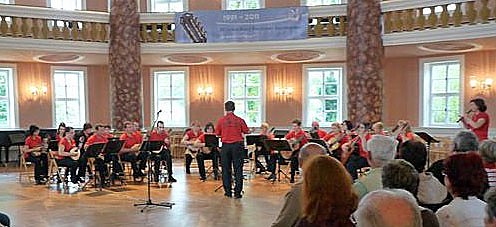 Zupforchester Obergebra (Foto: Karl-Heinz Herrmann) Zupforchester Obergebra (Foto: Karl-Heinz Herrmann)