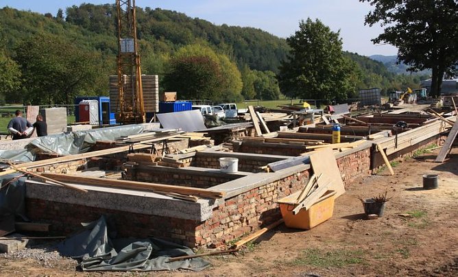 Bauarbeiten (Foto: Gedenkstätte Mittelbau Dora) Bauarbeiten (Foto: Gedenkstätte Mittelbau Dora)