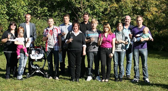 Spr&ouml;sslinge gepflanzt (Foto: WBG)