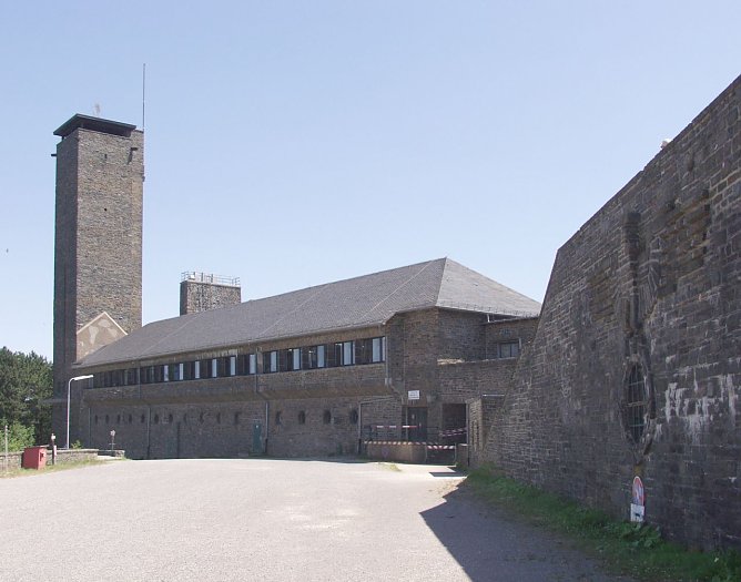 Ordensburg Vogelsang (Foto: Dr. M. Flagmeyer) Ordensburg Vogelsang (Foto: Dr. M. Flagmeyer)