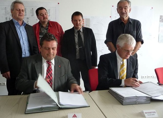 Unterschrieben (Foto: nnz) Unterschrieben (Foto: nnz)