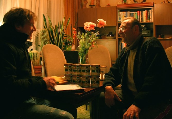 Besuch beim Imker (Foto: privat) Besuch beim Imker (Foto: privat)