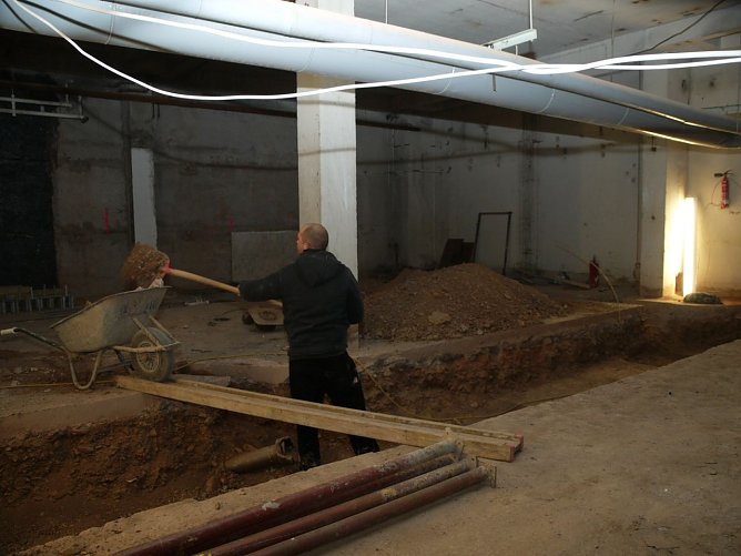 Vorbereitungen für die neue Anlage (Foto: SHK) Vorbereitungen für die neue Anlage (Foto: SHK)