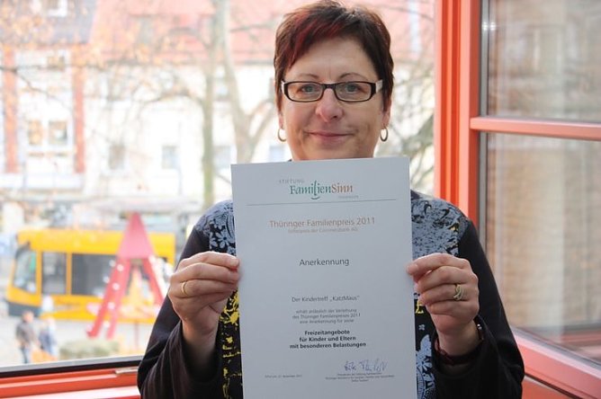 Urkunde mit Frau Jacobi (Foto: privat)