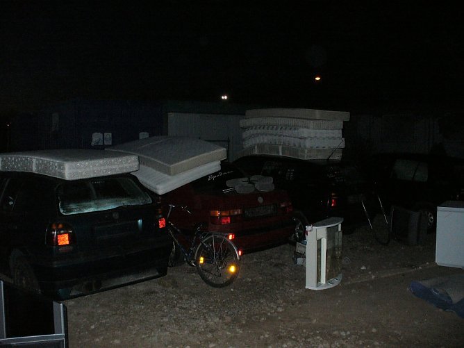 Abfall statt Autos (Foto: Zoll)