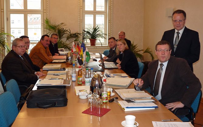 Tagung zur Sicherheitskooperation (Foto: Karl-Heinz Herrmann) Tagung zur Sicherheitskooperation (Foto: Karl-Heinz Herrmann)