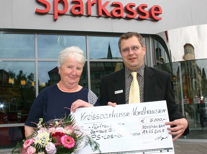 Gl&uuml;ckliche Gewinnerin (Foto: ksk)