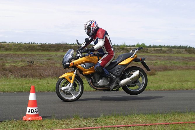 ABS f&uuml;r Bikes gefordert (Foto: ADAC)