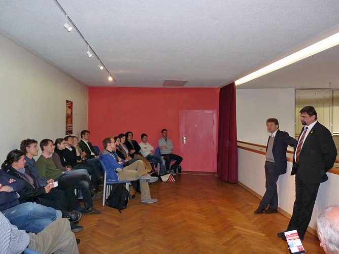 Ensemble steht fest (Foto: Karl-Heinz Herrmann)