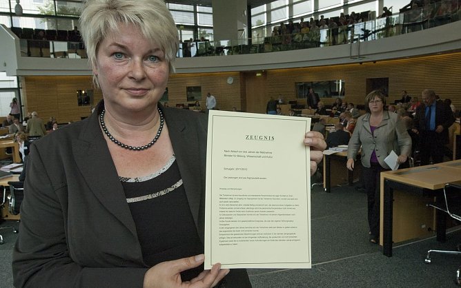 Hitzing mit Zeugnis (Foto: privat) Hitzing mit Zeugnis (Foto: privat)