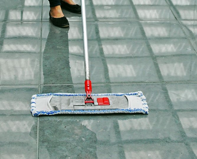 Regulär statt prekär (Foto: IG Bau) Regulär statt prekär (Foto: IG Bau)