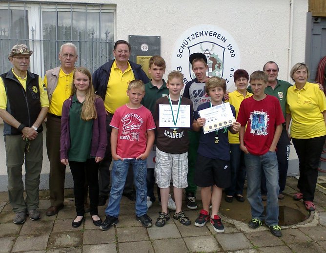 Schütze für einen Tag (Foto: privat) Schütze für einen Tag (Foto: privat)