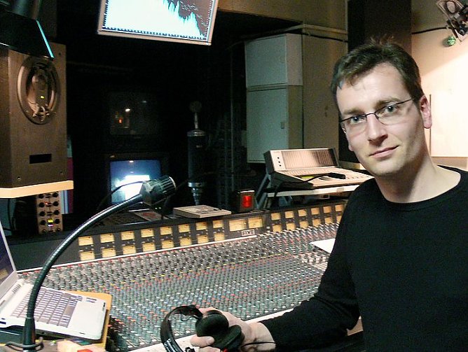 Herr der Regler und Schieber (Foto: Kühn) Herr der Regler und Schieber (Foto: Kühn)