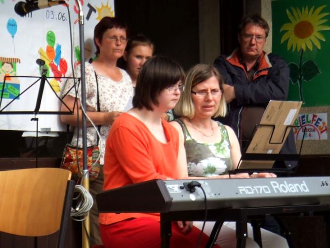 Noten verbinden (Foto: Autoren)