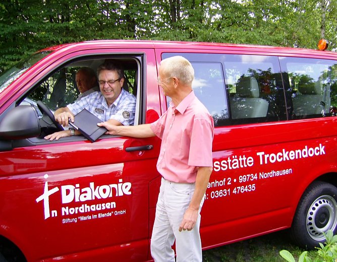 Der rote Bus (Foto: Diakonie) Der rote Bus (Foto: Diakonie)