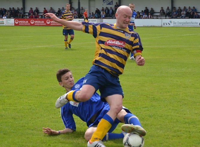 Langer im Duell (Foto: Klaus Verkouter)