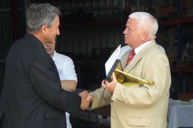 Verliehen (Foto: BVMW)