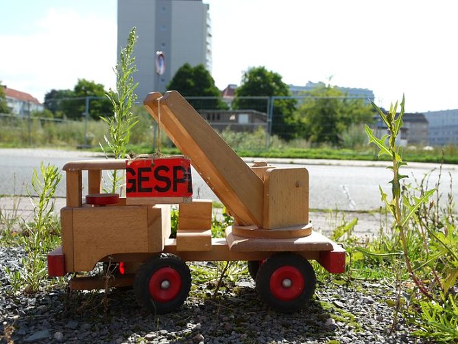 Baufahrzeug in Sicht (Foto: nnz)