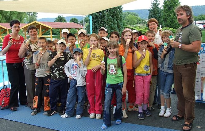 Besuch im Freibad (Foto: Wenkel) Besuch im Freibad (Foto: Wenkel)