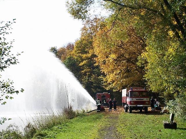 Wasserspiele der Feuerwehr (Foto: Ch. Burkert) Wasserspiele der Feuerwehr (Foto: Ch. Burkert)